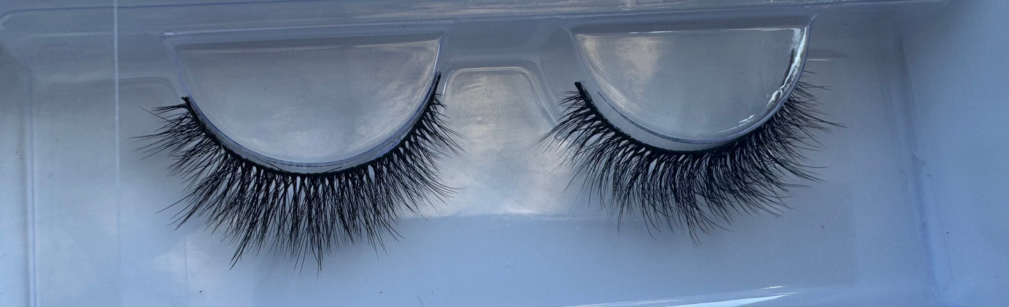 CHOSE BEAUTY LASHES IN THE STYLE “CHOSE” 🤎