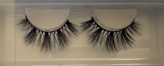 CHOSE BEAUTY LASHES IN THE STYLE “ELIYANAH” 💖